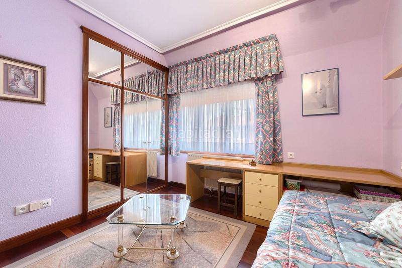 Foto 036d3649-fb99-4723-823c-e50737f2baa1. Etagenwohnung mit heizung in Zabalburu Bilbao