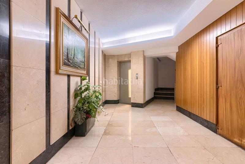 Foto 2b7a2c9c-5b10-4929-b2c7-8857bd31a2eb. Etagenwohnung mit heizung in Zabalburu Bilbao