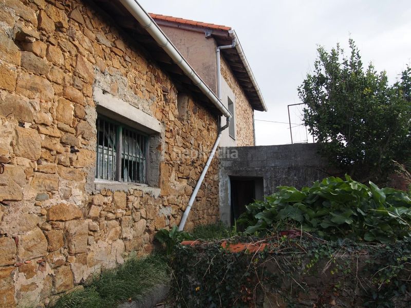Foto f437fe03-912e-4785-927d-bc9bf548f902. Masia a Mendexa