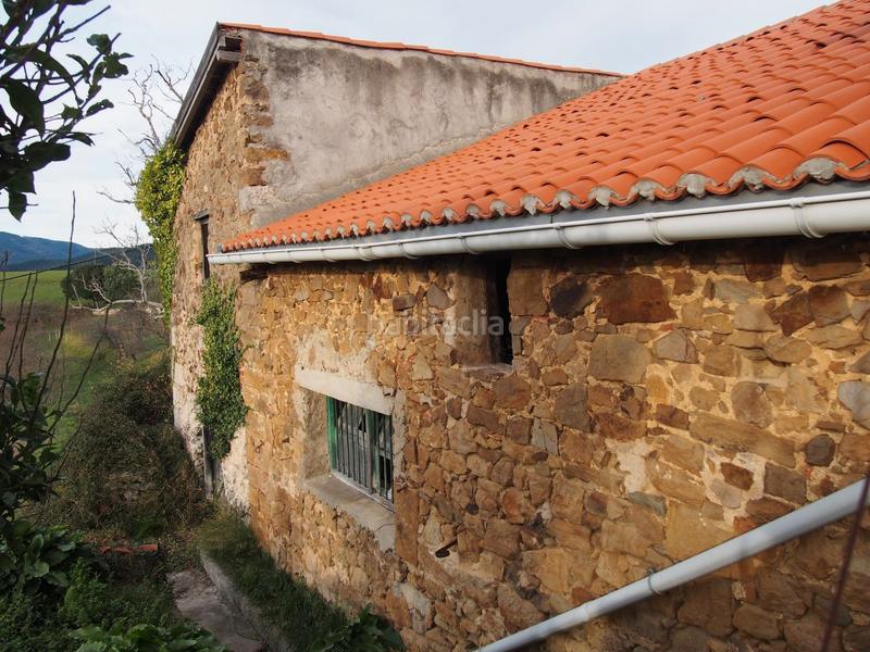 Foto fa5d7a9a-aeac-4ba9-8eb3-dde2dbf370b3. Masia a Mendexa