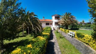 House en Valle de Mena. Chalet independiente a pocos metros del centro de villasana.