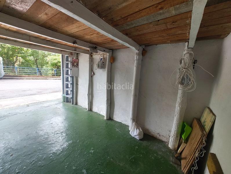 Foto b8a44ab2-4923-491a-911a-9803e63bc8c6. Piso  totalmente exterior con garaje y trastero en Zalla