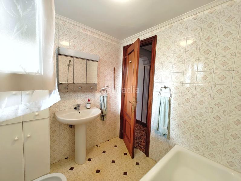 Foto bedc61f2-8a0c-4799-a584-2b21ea34d767. Piso  totalmente exterior con garaje y trastero en Zalla