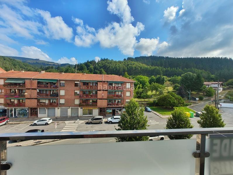 Foto f9c2783a-99e8-4777-bb22-32f5d6912c08. Piso  totalmente exterior con garaje y trastero en Zalla