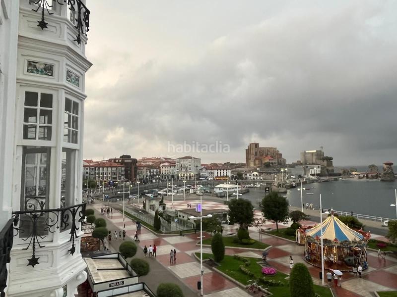 Foto be5d1367-7a40-4b33-ad91-13263bb7539c. Alquiler piso alquiler despacho profesional con vistas al mar en edificio emblemático en Castro - Urdiales