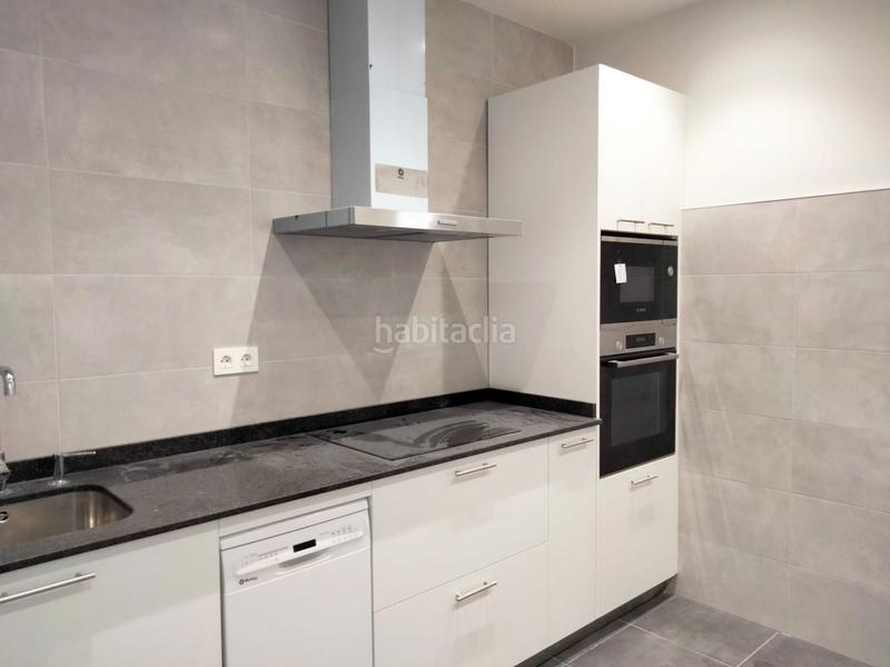 Foto 7a666c4b-5f60-4862-85c4-97867333b011. Rent flat in jardines 1 in Centro Castro - Urdiales