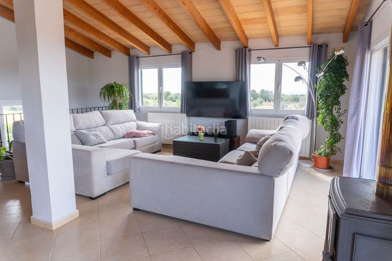 Foto 43c4100c-48a9-4fff-98ac-9b409edeac33. Masia amb calefacció piscina a Zona Rústica - Interior Campos