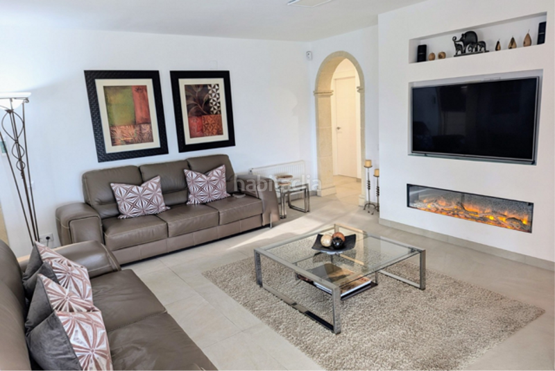 Foto 3ba62d63-096a-4cf5-8a87-a794b2169785. Chalet mit heizung parking pool in Casco Urbano Moraira