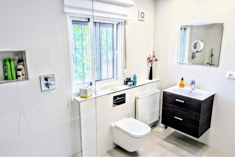 Foto 2d2603fb-dc26-4443-8c35-9a0d40873a06. Chalet con riscaldamento parcheggio piscina in Casco Urbano Moraira