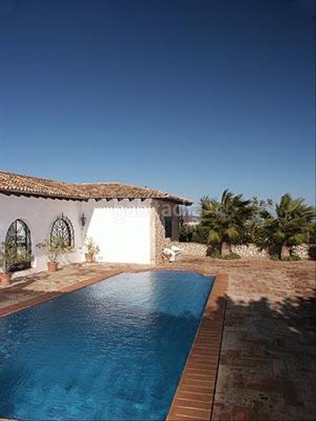 Foto d5687852-1aef-4f4c-8777-0aca0fa092fc. Casale con piscina in Benissa pueblo Benissa