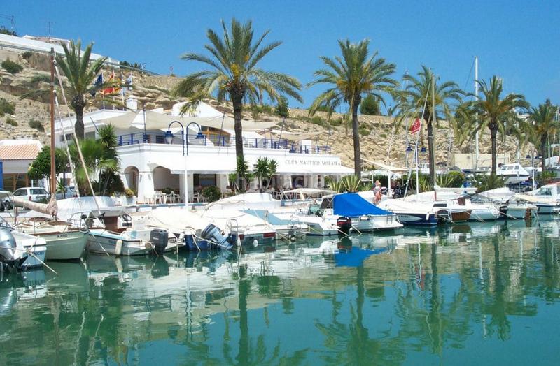 Foto 087a0dbf-46a9-47d9-8a27-4358599f0e8d. Chalet avec parking piscine dans Benissa pueblo Benissa