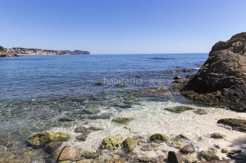 Foto 13a4f0ac-3172-4151-a4e4-a6d18a82ac11. Chalet en La Fustera Benissa