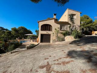 Chalet in Casco Urbano
