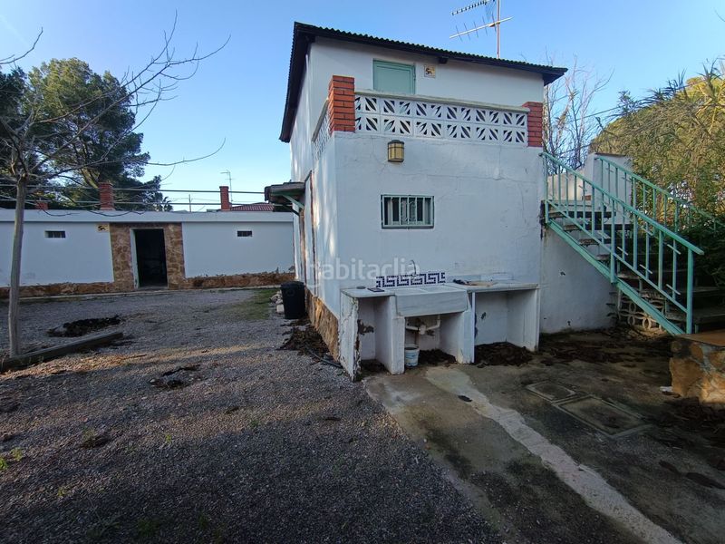 Foto 6db49a7d-46ff-4116-80e2-4dee1f47f974. Chalet  en venta en betera, 5 dormitorios. en Bétera