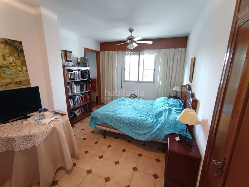 Foto fc8136e7-2b0f-4e05-9541-552e9f277d95. Chalet  en venta en betera, 5 dormitorios. en Bétera