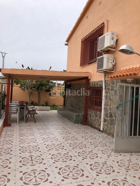 Foto d9c58ff6-a609-4291-9e9c-c5376b21b2fb. Xalet amb xemeneia aparcament piscina a Pau Lledó Castellón de la Plana