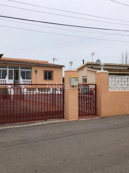 Foto ef7bf9e8-b83a-4013-b767-edf7c42949f0. Xalet amb xemeneia aparcament piscina a Pau Lledó Castellón de la Plana