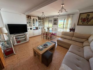 Appartement  Rosalía de castro. Piso en venta en chilches, 3 dormitorios.