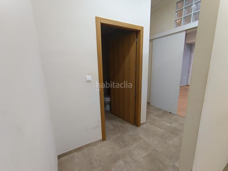 Foto 28733e4d-3392-4b83-93fd-f4ff700b7e81. Local comercial local en venta zona comercial en Nules