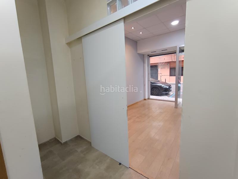 Foto b70a6e98-7d1b-42bf-9eb2-1649759c44b4. Local comercial local en venta zona comercial en Nules