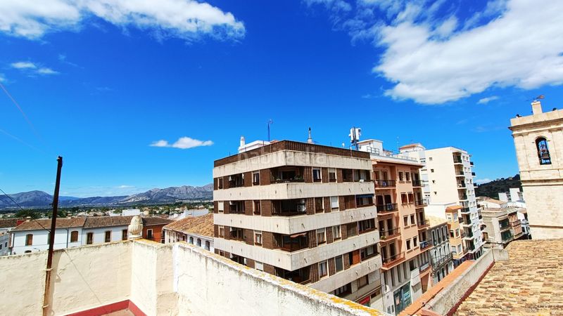 Foto a7dff592-15b4-415c-a069-328b59ebf726. Edifici a Centro Pedreguer
