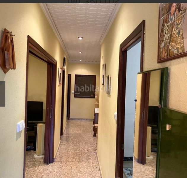 Foto d9ae151c-0f1e-4fa6-850e-d30612407817. Edifici a Centro Pedreguer
