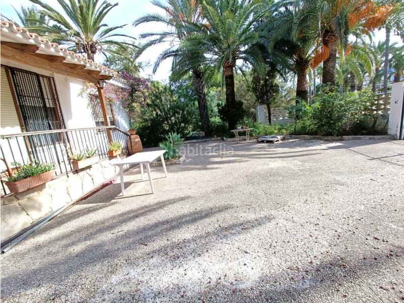 Foto 00a61925-2e63-45bc-b3c3-bfea8e65e5f3. Chalet dans Centro Urbano Dénia