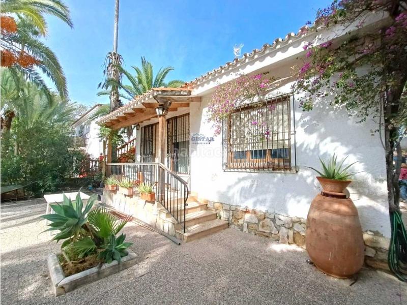 Foto c8daafe7-626e-4b4b-b97a-3dfed33ed7b5. Chalet dans Centro Urbano Dénia