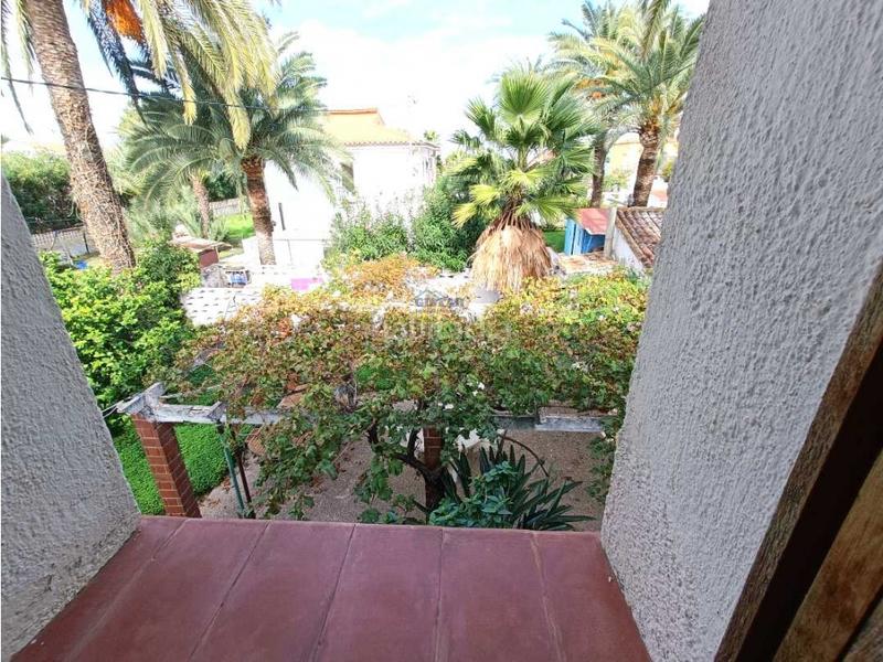 Foto e9d89c9d-bfe8-4456-88d5-490c011d5bbd. Chalet dans Centro Urbano Dénia