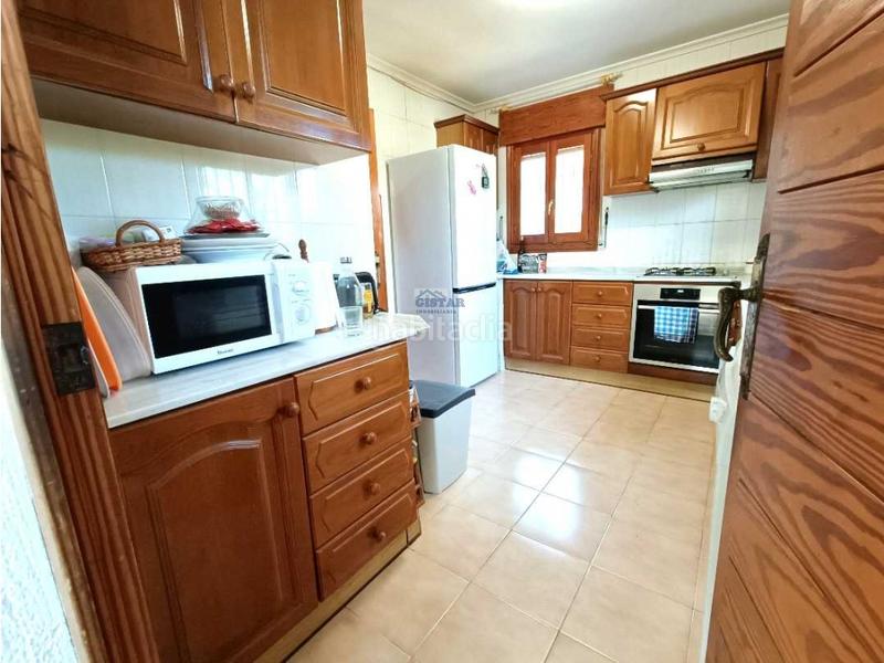 Foto f274f1e5-fc8f-4553-b24b-e1ecfbf3a59f. Chalet dans Centro Urbano Dénia