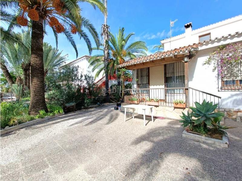 Foto fd3f3afa-8e9c-4f8e-8edb-a0ef3c4ccfbf. Chalet dans Centro Urbano Dénia