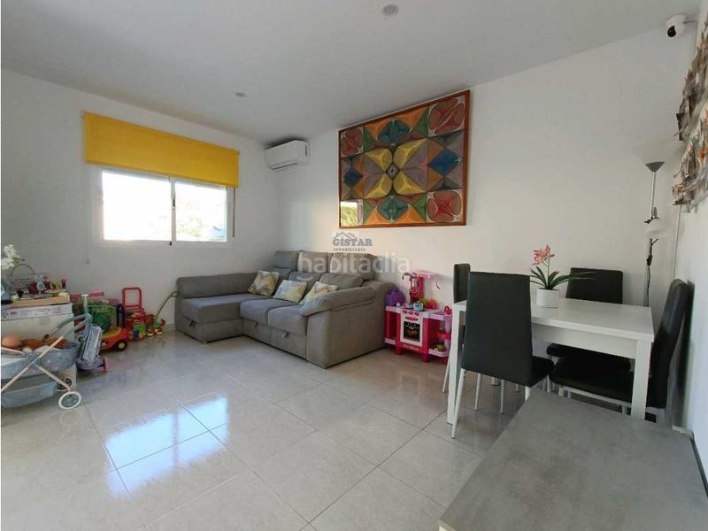 Foto f5bc1ac1-bd40-4d31-9c42-104d3c1e1d08. Dúplex amb calefacció piscina a Sagra