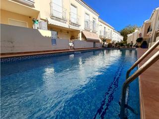 Casa en Sagra. Adosado en sagra