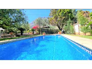 Xalet a Centro Urbano. Chalet en venta en denia