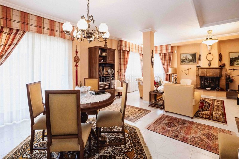 Foto 27e12bd9-6aff-4c5e-bfec-f463f10e0d7f. Chalet con parcheggio in Sierra Helada Benidorm