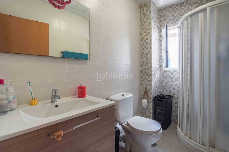 Foto 9400ee29-fada-4ca2-b920-2ec25f98a481. Pis a Playa Levante Benidorm