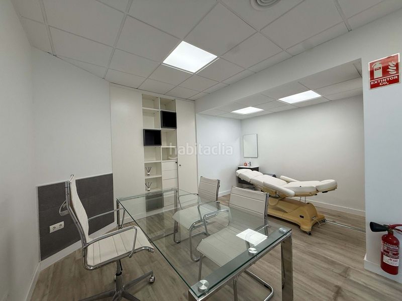 Foto 1cb9fe49-457e-41d5-8f0b-d32d64f6e6f5. Local comercial en Playa Poniente Benidorm