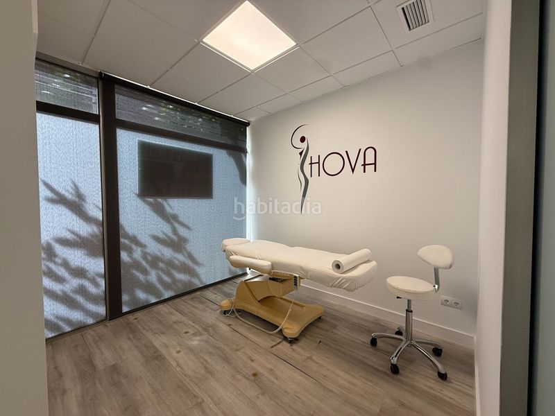 Foto 411c7a5d-3d3c-4925-93f9-1a4b975b04cb. Local comercial en Playa Poniente Benidorm