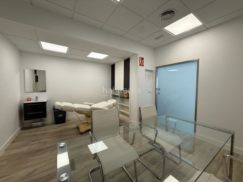 Foto fa604884-2551-48b7-a162-7d36a41dbb8a. Local comercial en Playa Poniente Benidorm