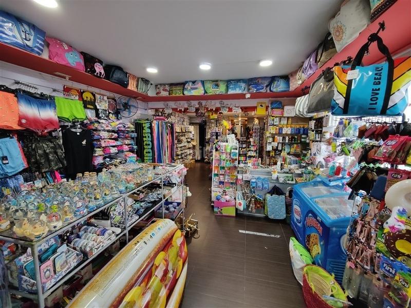 Foto ae77ff40-fb3c-4e59-85b2-308f12855281. Local comercial en Playa Levante Benidorm