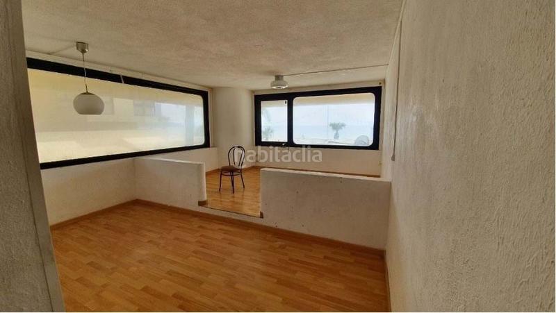 Foto b364fb6e-2f63-4a42-a278-5c173d653f2f. Local commercial dans Playa Levante Benidorm