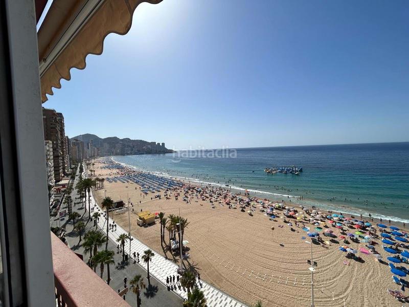 Foto 0ac364c4-eaf3-44c4-b9c9-8fa9f56e17f9. Dúplex en Playa Levante Benidorm