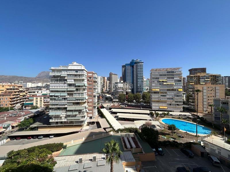 Foto df205de4-c32b-40f5-bfe1-947666a1dfd8. Dúplex en Playa Levante Benidorm