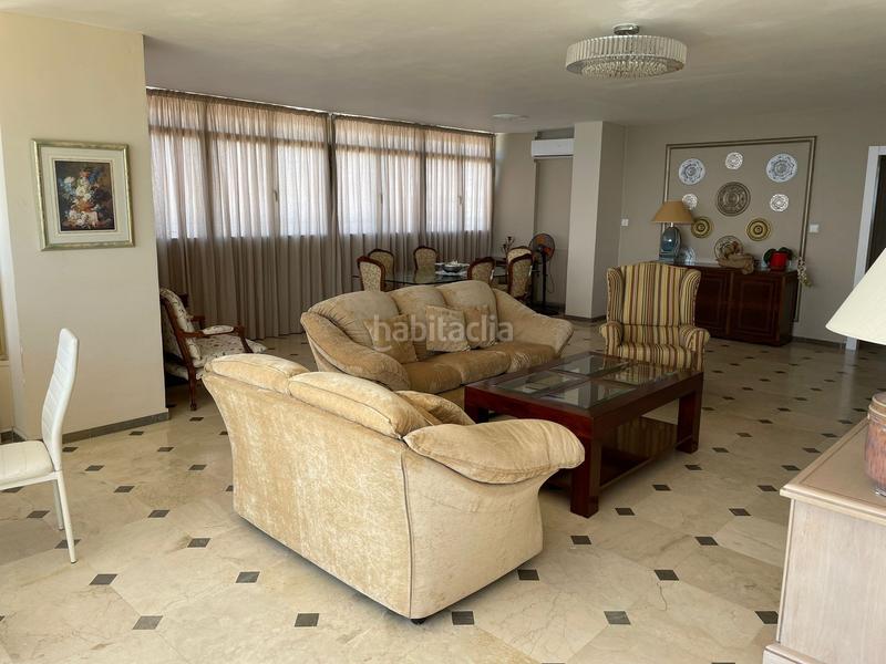 Foto e846f64d-f308-41bf-9a50-16a5fb7f8ae2. Pis amb aparcament piscina a Playa Levante Benidorm