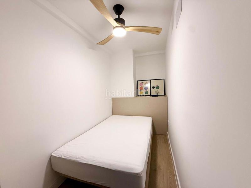 Foto 95f79df0-e623-4d4b-a1fe-b00656661d3e. Pis a Playa Levante Benidorm