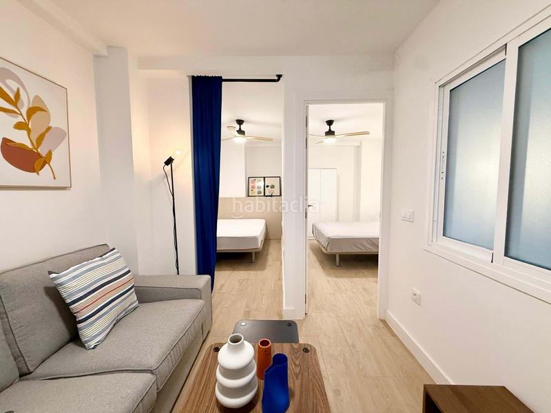 Foto db528321-9a1b-43a7-8d59-06757184d47d. Pis a Playa Levante Benidorm