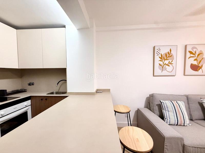 Foto db943359-ad8e-4e35-866d-ec5711c9b66f. Piso en Playa Levante Benidorm