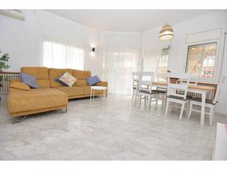 Appartement  Martí montaner i coris. Piso en venta en el centro de palamós con licencia turística