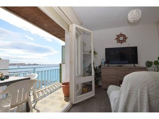 Appartement  Mediterrània. Piso en venta en primera línea de mar.