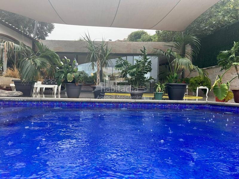 Foto b85e2017-7eee-416b-acf6-9c8e4910c0de. Chalet con riscaldamento parcheggio piscina in Pals